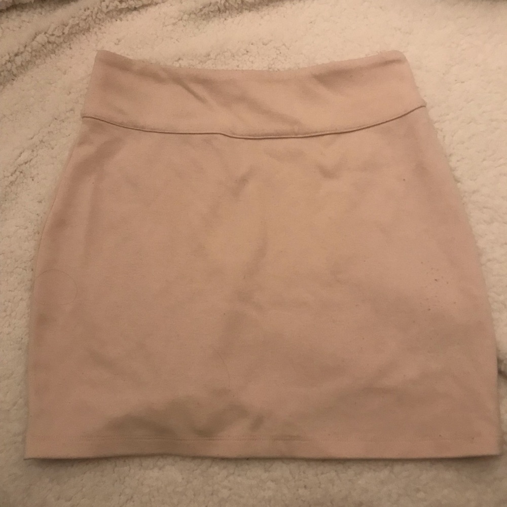 cream skirt